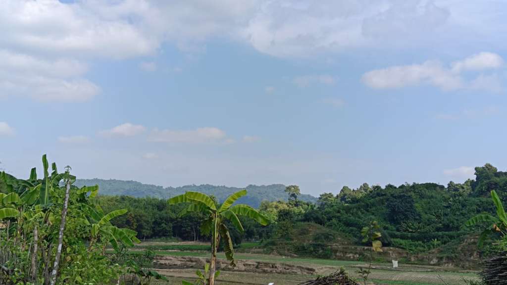 ঘুমধুম সীমান্তসংলগ্ন মিয়ানমারে মর্টার নিক্ষেপের শব্দ, সীমান্ত এলাকায় উদ্বেগ