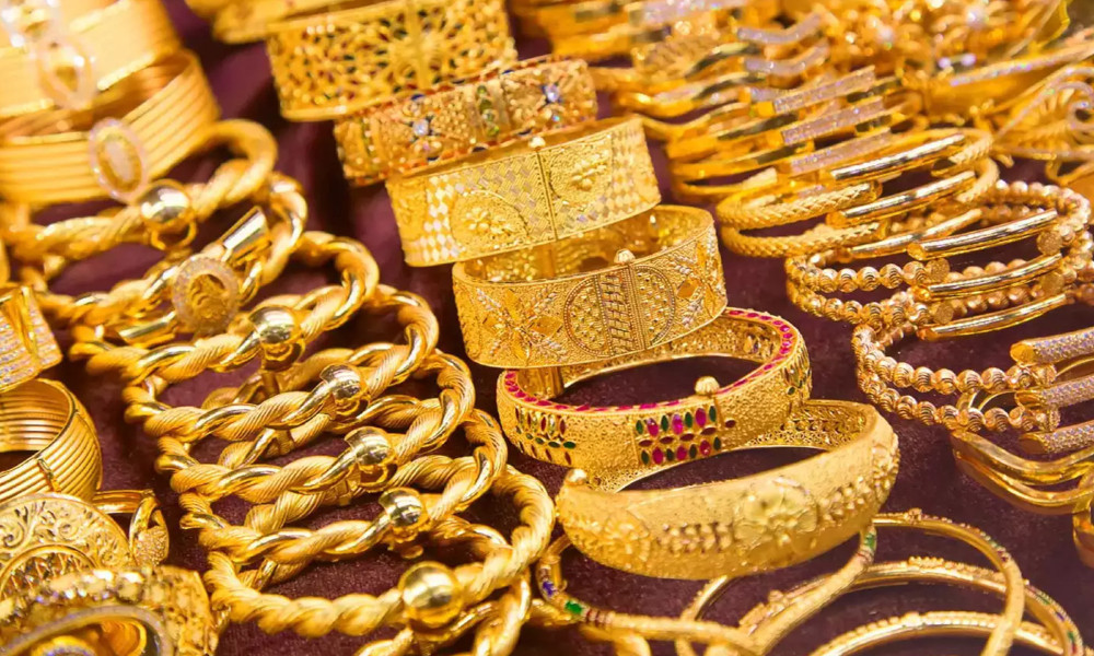 দেশের বাজারে সোনার দাম উল্লেখযোগ্যভাবে কমল