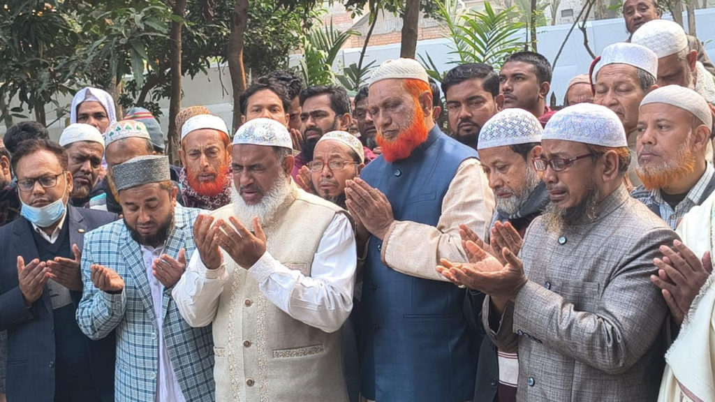 বগুড়া-৬ আসনে নির্বাচনী প্রচারণা শুরু জিয়ারতের মাধ্যমে