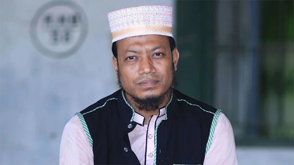 নিরাপত্তা সংকটের কারণে সব ওয়াজ ও তাফসীর মাহফিল স্থগিত করলেন মুফতি আমির হামজা