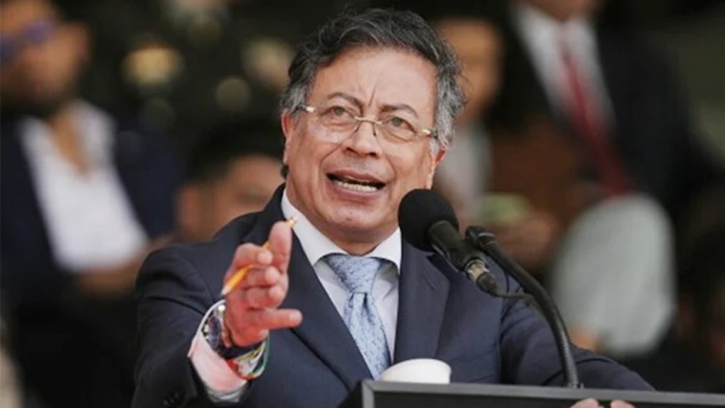 ভেনেজুয়েলা সীমান্তে কলম্বিয়ার নিরাপত্তা জোরদার, সামরিক বাহিনী মোতায়েনের নির্দেশ