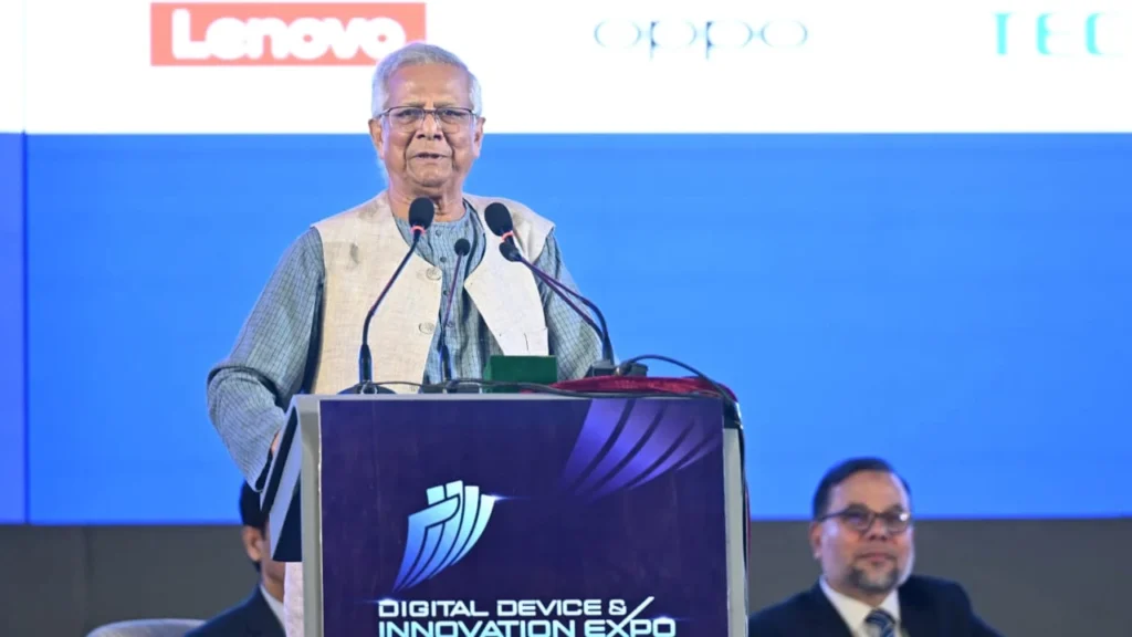 সরকারি প্রতিষ্ঠানে পাঁচ বছরের বেশি সময় একই দায়িত্বে কর্মকর্তাদের কাজ করা সমীচীন নয় : প্রধান উপদেষ্টার বক্তব্য