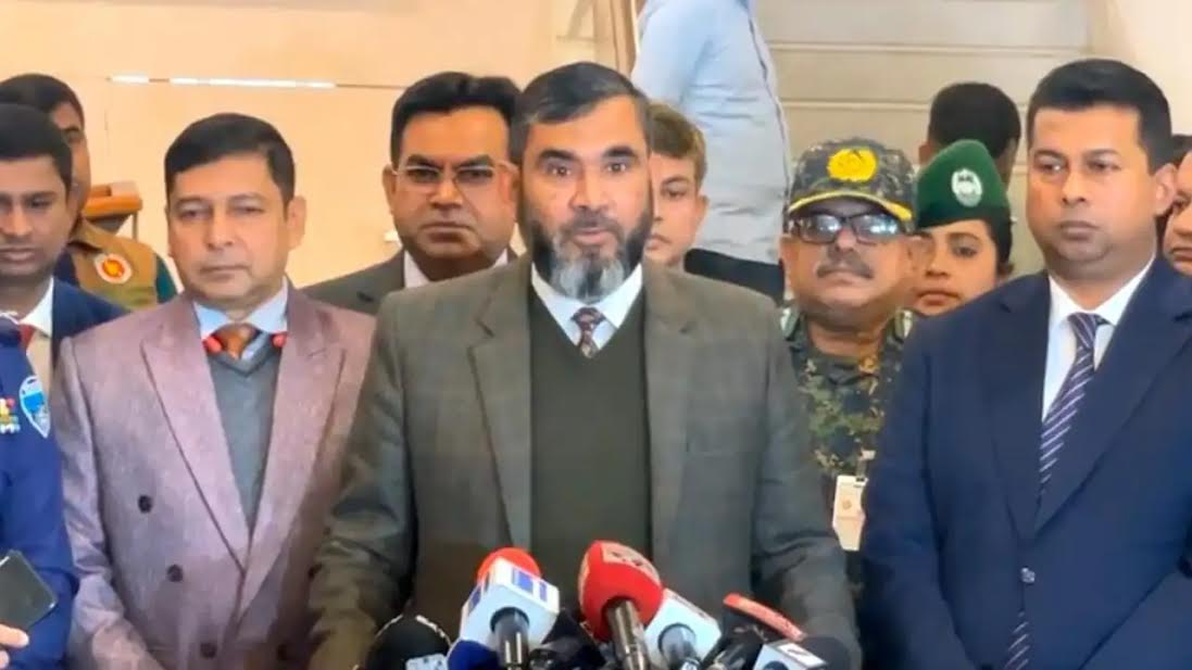 নির্বাচন কমিশন , নিরপেক্ষতা ও দৃঢ়তার সঙ্গে দায়িত্ব পালন করবে: ইসি সানাউল্লাহ