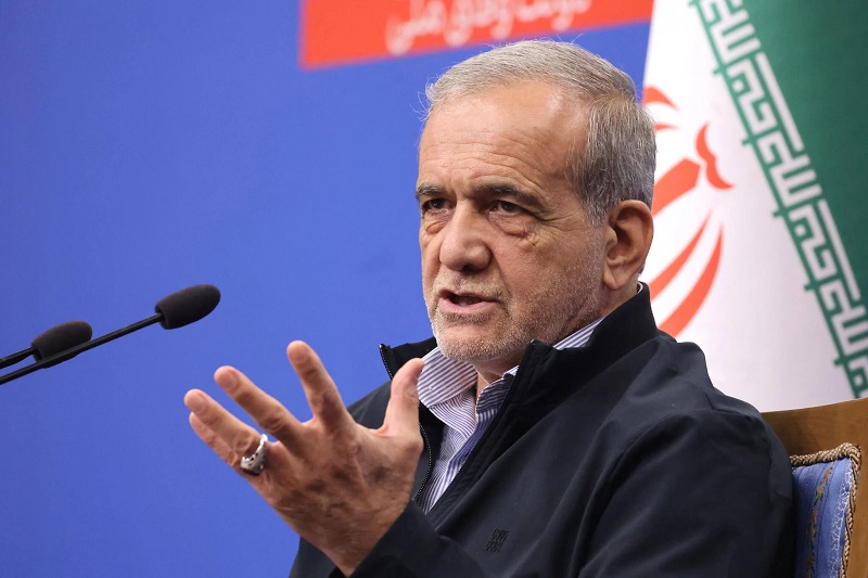 ইরানি অর্থনৈতিক সংকটের মধ্যে বিক্ষোভ বৃদ্ধি, মার্কিন হস্তক্ষেপের আশঙ্কা