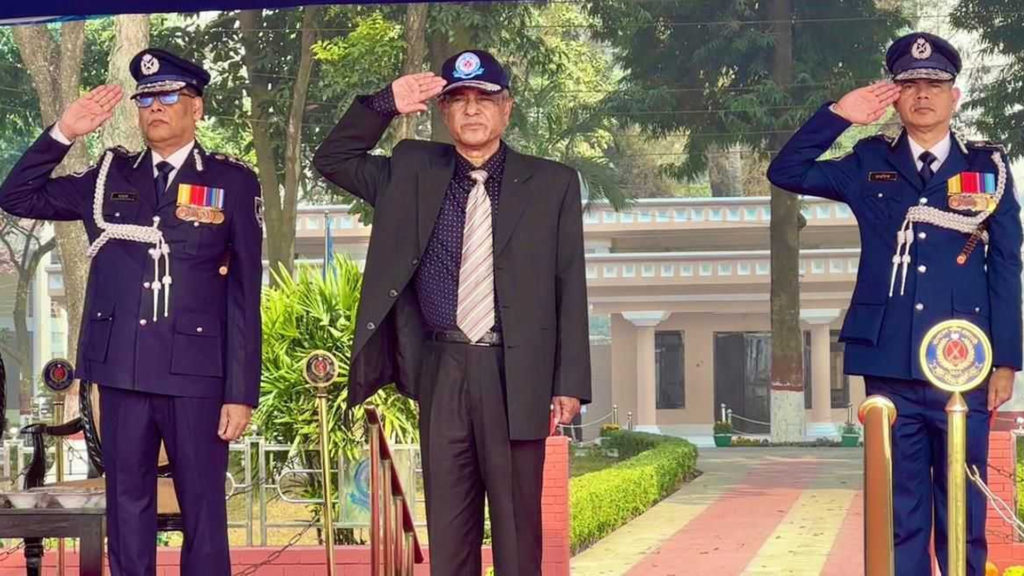 নির্বাচনে পুলিশ সদস্যদের নিরপেক্ষতা নিশ্চিত করার নির্দেশ স্বরাষ্ট্র উপদেষ্টার