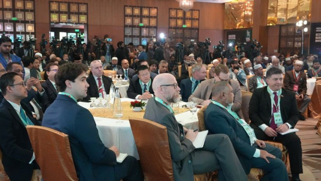 রাজধানীতে জামায়াতের পলিসি সামিট: ৩০ দেশের প্রতিনিধির উপস্থিতিতে রাজনৈতিক ও অর্থনৈতিক রূপরেখা পেশ