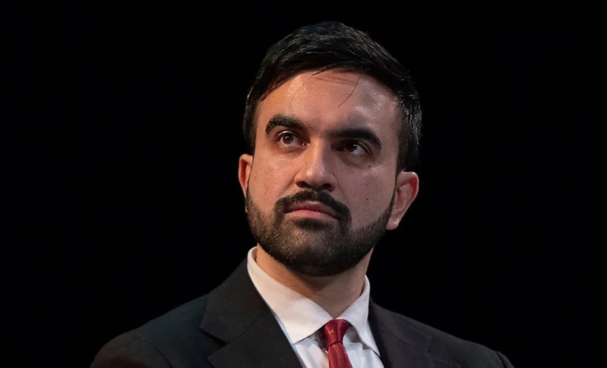 মার্কিন অভিযানে ভেনেজুয়েলার প্রেসিডেন্ট মাদুরো দম্পতি আটক, নিউ ইয়র্ক মেয়রের ট্রাম্পকে ফোন