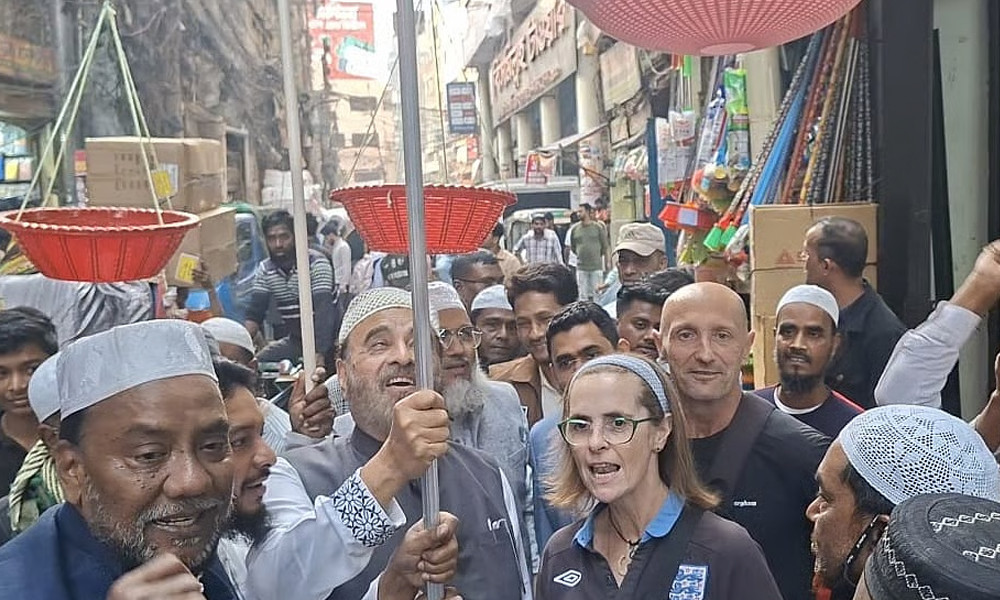 মিটফোর্ডে নির্বাচনী গণসংযোগে বিদেশি নাগরিকদের সাময়িক অংশগ্রহণ