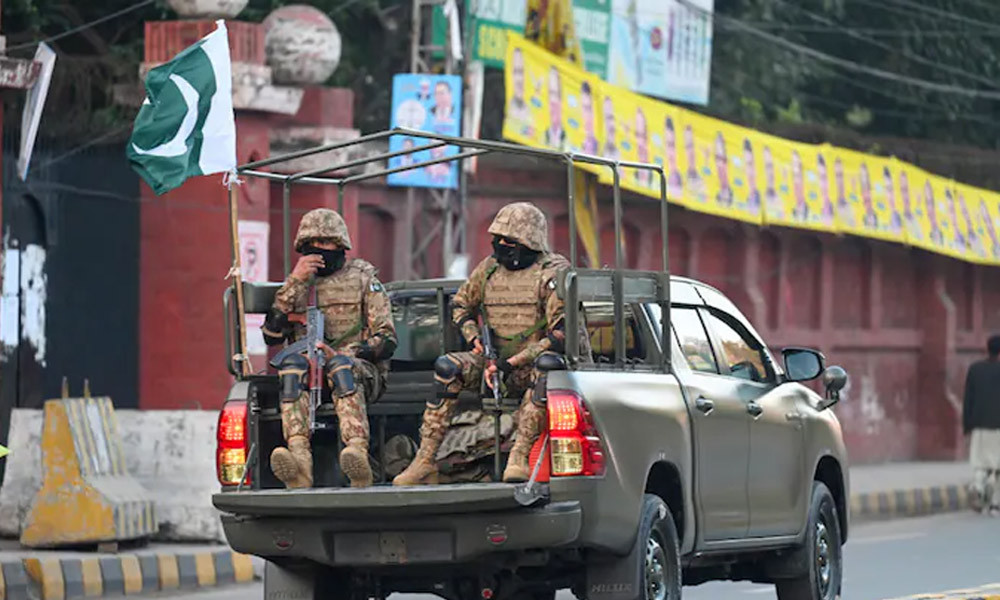 পাকিস্তানে নিরাপত্তা বাহিনীর অভিযানে ১১ সন্ত্রাসী নিহত