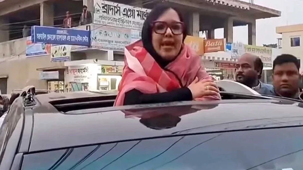 রুমিন ফারহানা অভিযোগ: অরুয়াইল পথসভায় মঞ্চ ভাঙার ঘটনা