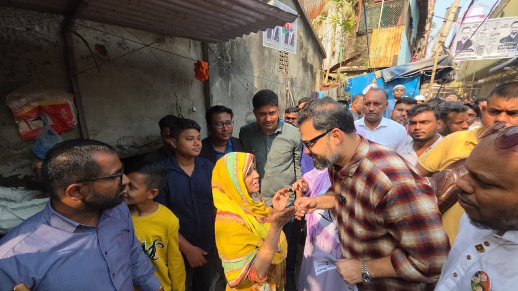 যশোরের আত্মহত্যার ঘটনায় প্যারোল নীতির মানবিক প্রয়োগের আহ্বান, ঢাকা-১৬ আসনে আমিনুল হকের গণসংযোগ