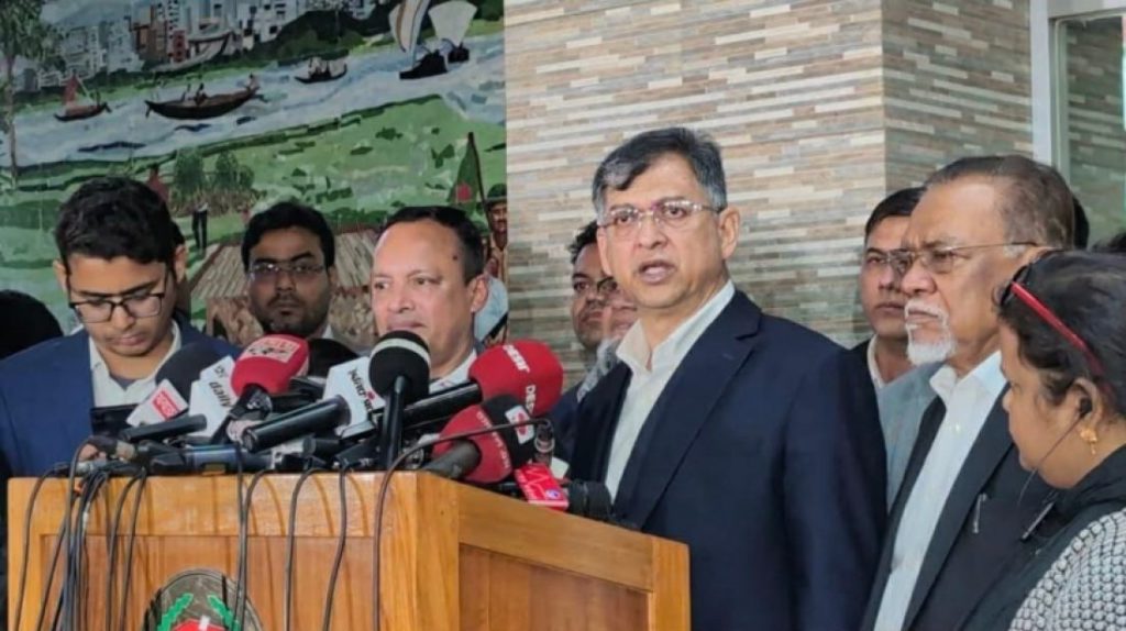 বিএনপি পোস্টাল ব্যালটে প্রার্থীর নাম ও প্রতীকের ব্যবহার চায়