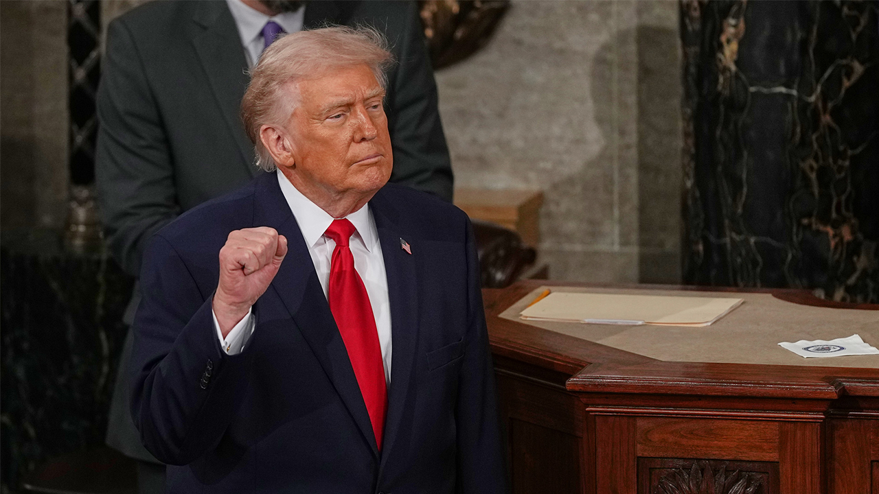 মৃত আমেরিকাকে ‘আকর্ষণীয়’ করেছে ট্রাম্প, দ্বিতীয় মেয়াদের প্রথম বছর মূল্যায়ন