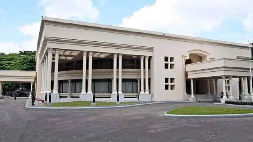 সাবেক উপদেষ্টাদের সরকারি বাসভবন ছাড়ার নির্দেশনা জারি