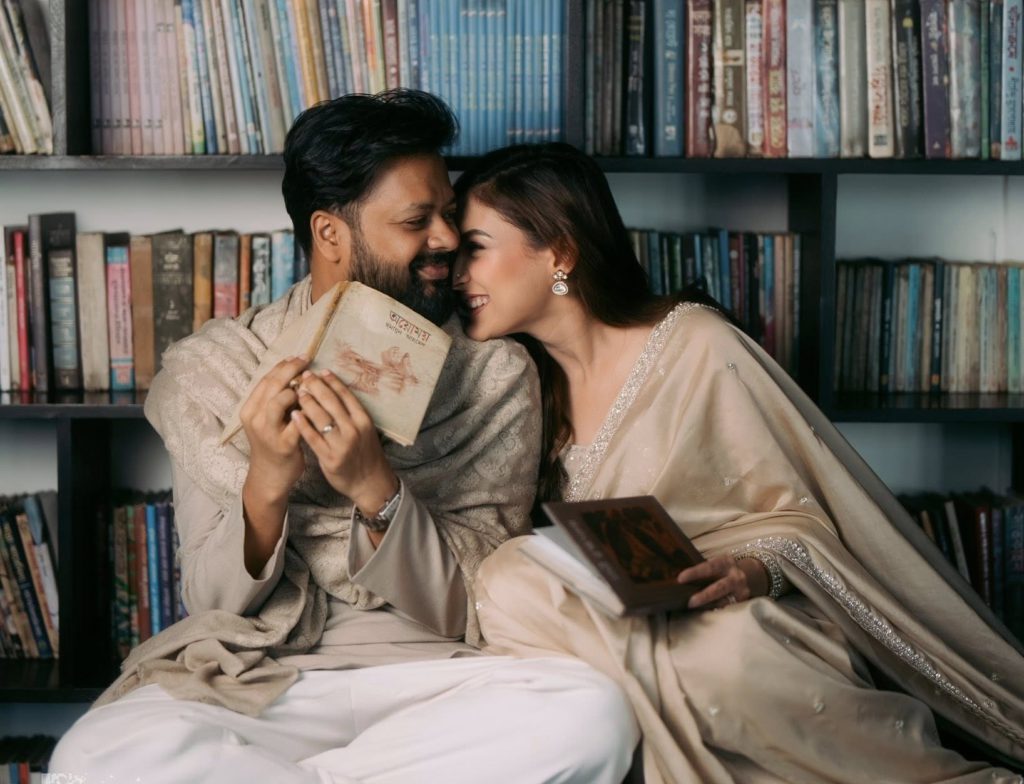 শোবিজ তারকা মেহজাবীন ও আদনান আল রাজীবের প্রথম বিবাহবার্ষিকী পালিত