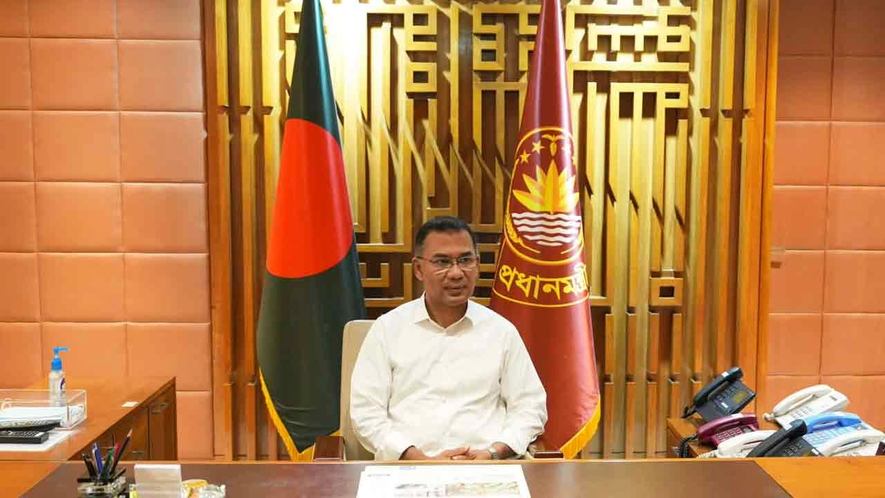 প্রধানমন্ত্রী তারেক রহমান সেনানিবাসে প্রথমবারের মতো অফিসে