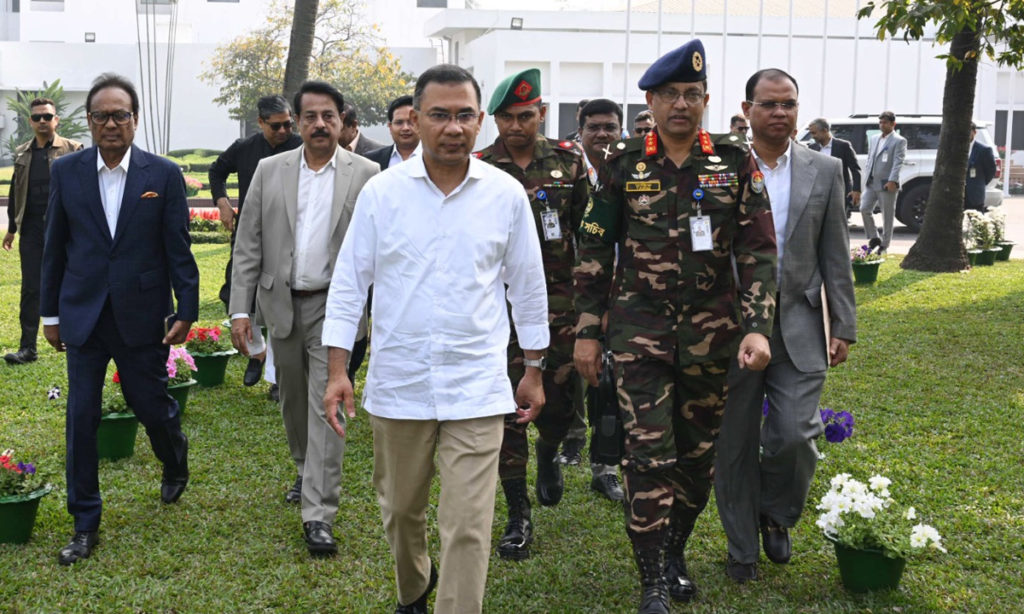 প্রধানমন্ত্রী তারেক রহমানের তেজগাঁও কার্যালয়ে প্রথম অফিসিং