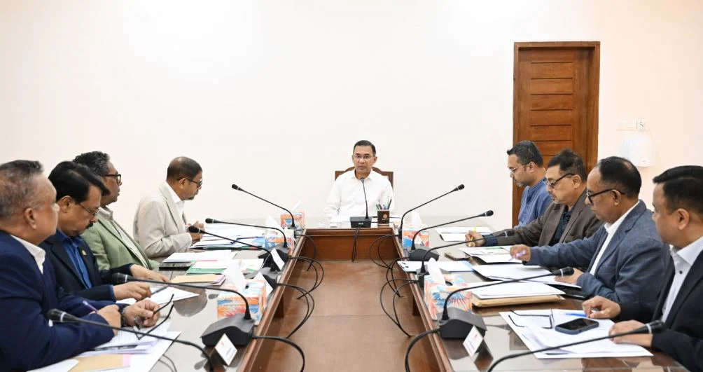 ‘সুস্বাস্থ্যের বাংলাদেশ গঠন’ বিষয়ে প্রধানমন্ত্রীর সভাপতিত্বে সভা অনুষ্ঠিত