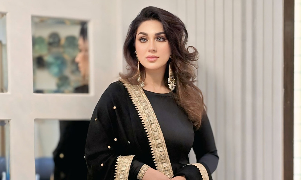 ঢালিউডের বর্তমান অবস্থার সমালোচনা করেছেন অপু বিশ্বাস