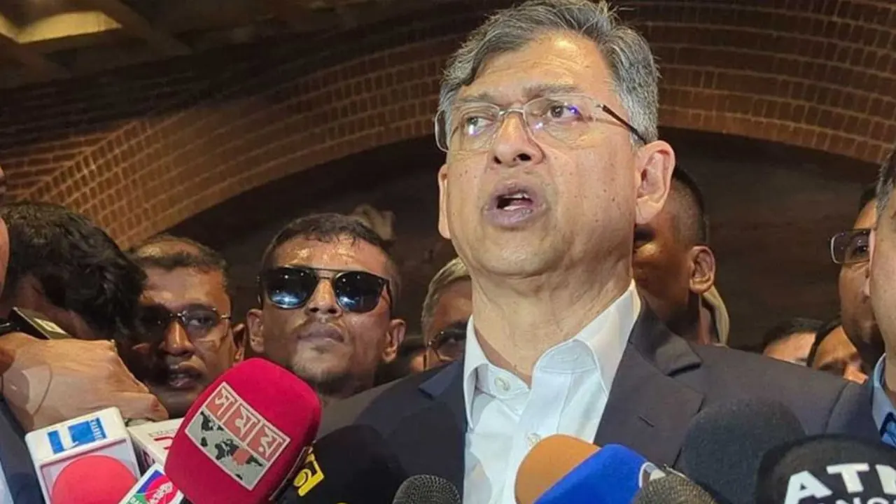 সংবিধান সংশোধন ছাড়া ‘সংবিধান সংস্কার পরিষদ’ বাস্তবায়ন সম্ভব নয়: স্বরাষ্ট্রমন্ত্রী