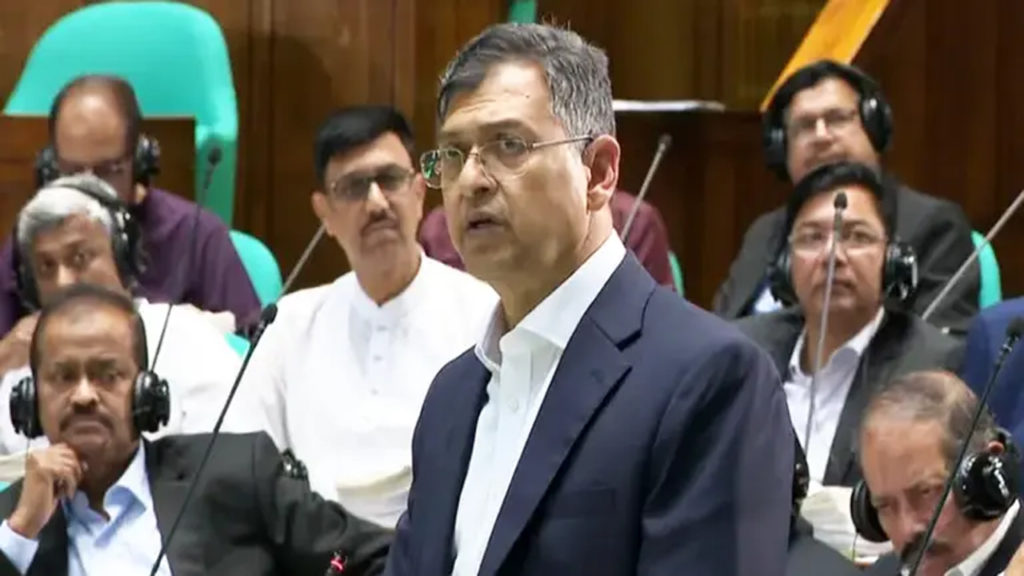 গণভোটের রায় বাস্তবায়নে আগে সংবিধান সংশোধনের প্রয়োজন: স্বরাষ্ট্রমন্ত্রী