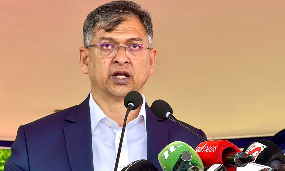 পুলিশের পোশাক পরিবর্তনে শিগগির সিদ্ধান্ত: স্বরাষ্ট্রমন্ত্রী