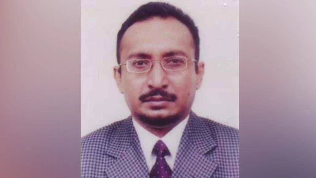 হাইকোর্টের বিচারপতি রেজাউল হাসান পদত্যাগ করেছেন