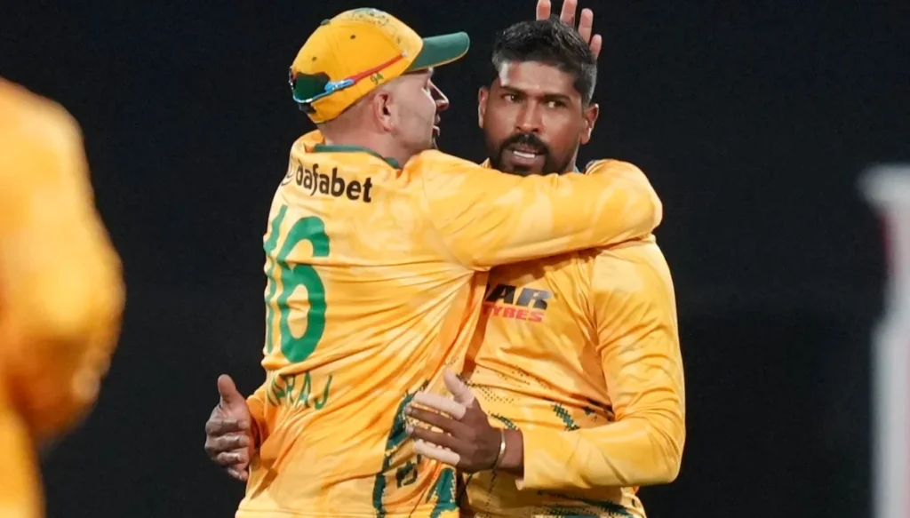 দক্ষিণ আফ্রিকা নিউজিল্যান্ডকে ১৯ রানে হারিয়ে সিরিজে সমতা আনে