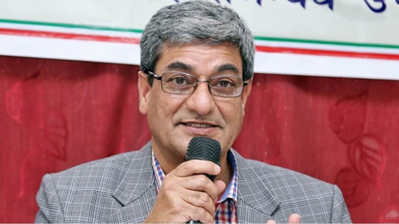 নেপালে সাবেক প্রধানমন্ত্রী কেপি শর্মা অলি ও সাবেক স্বরাষ্ট্রমন্ত্রী রমেশ লেখকের গ্রেপ্তার