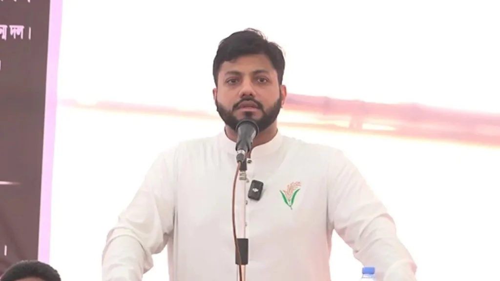 রমজান ও ঈদকে ঘিরে বাজার স্থিতিশীল রাখতে তদারকি জোরদার: শ্যামবাজার পরিদর্শনে প্রতিমন্ত্রী