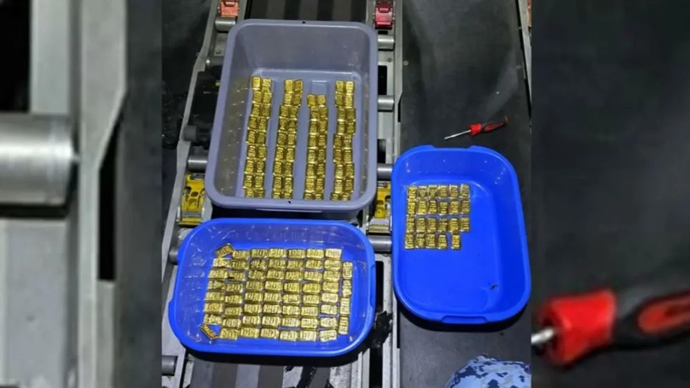 শাহজালাল বিমানবন্দর থেকে ১৮ কেজি স্বর্ণ উদ্ধার