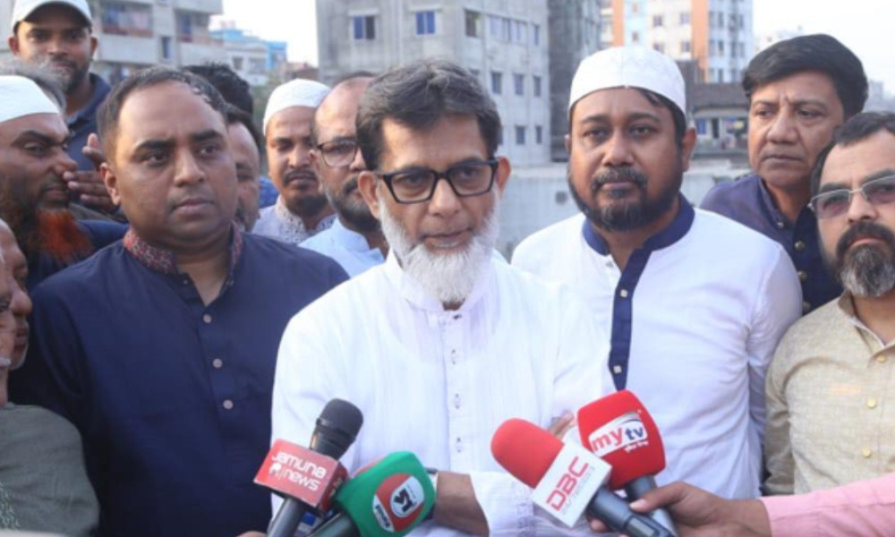 তেল সরবরাহ স্বাভাবিক, প্রয়োজন হলে পাম্পে বাড়ানো হবে নিরাপত্তা: প্রতিমন্ত্রী