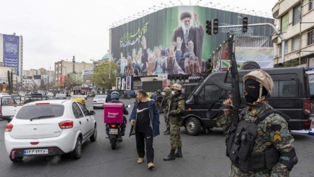 ইরানের উত্তর-পূর্বে বিদেশি গুপ্তচরবৃত্তির অভিযোগে গ্রেপ্তার দশজন