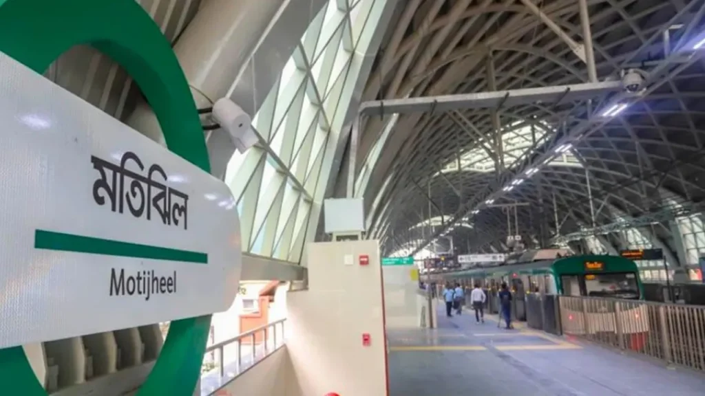 মেট্রোরেলে “লুপ রাইডিং” ঠেকাতে নতুন নিয়ম চালু