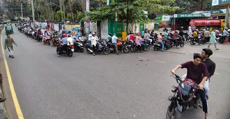 চট্টগ্রামে অকটেনের মজুত রয়েছে ২৫ দিন, ডিজেলে ১৫ দিনের স্টক