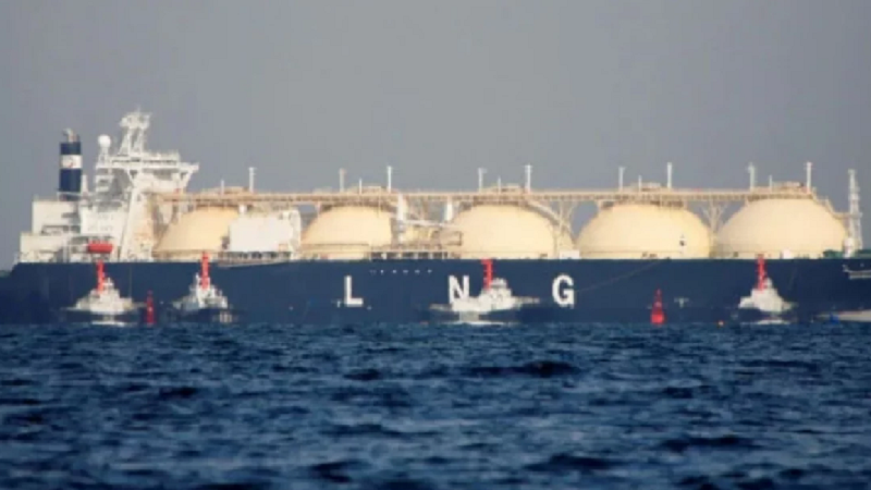 চট্টগ্রাম বন্দরে হরমুজ প্রণালি অতিক্রমকারী ১৫টি জাহাজ আসা শুরু