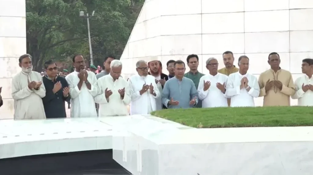 ঈদুল ফিতরে মা-বাবার কবর জিয়ারত ও দেশবাসীকে শুভেচ্ছা জানালেন তারেক রহমান