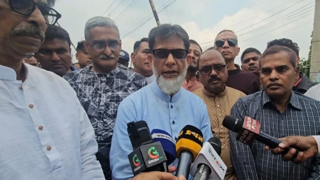 কুমিল্লায় লেভেল ক্রসিংয়ে বাস-ট্রেন সংঘর্ষে নিহতদের পরিবারকে এক লাখ টাকা ক্ষতিপূরণ প্রদান ঘোষণা