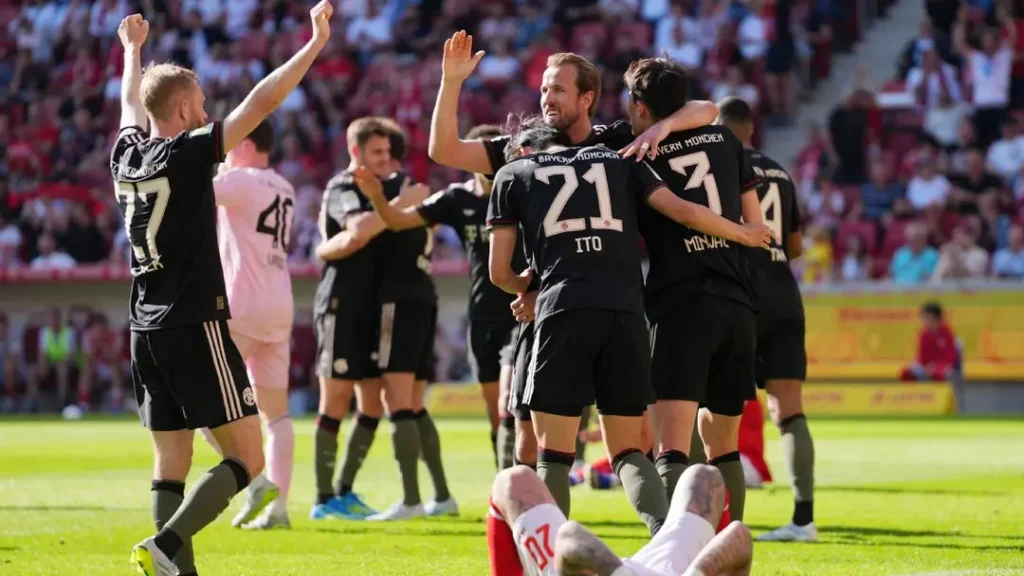 মেইনজের বিপক্ষে রোমাঞ্চকর জয়, শিরোপার আরও কাছে বায়ার্ন মিউনিখ