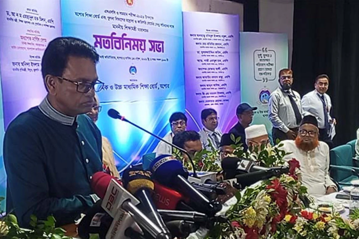 এসএসসি ও সমমান পরীক্ষায় নকল প্রতিরোধে কঠোর নজরদারি জোরদারের নির্দেশ শিক্ষামন্ত্রীর