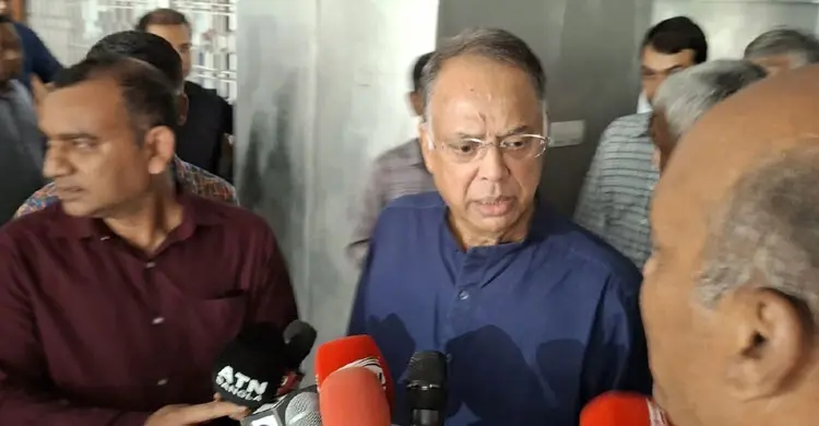 আমদানি ব্যয় বৃদ্ধিতে জ্বালানি তেলের দাম সমন্বয়, ভর্তুকি অব্যাহত