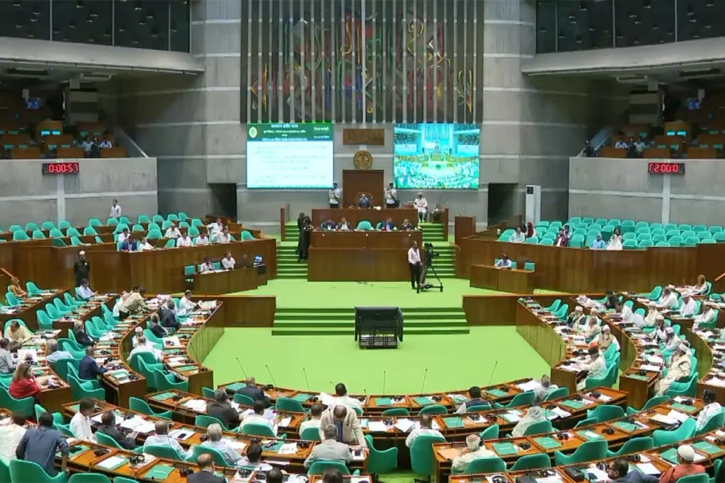 বিসিএস ও সরকারি চাকরিতে আসছে বড় পরিবর্তন: মুখস্থের বদলে দক্ষতাভিত্তিক নিয়োগের পরিকল্পনা