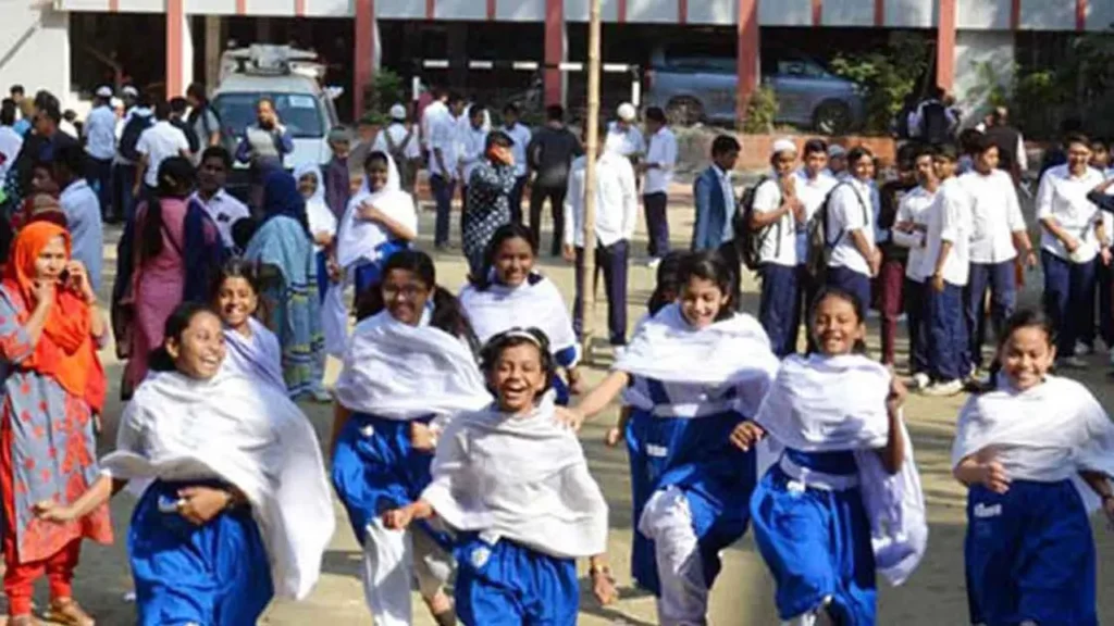 তিন দিনের টানা ছুটিতে দেশের সব শিক্ষাপ্রতিষ্ঠান