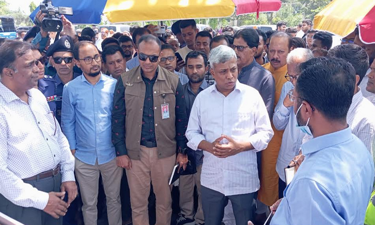 যশোরে উন্নয়ন কার্যক্রম ত্বরান্বিত করার অঙ্গীকার; জ্বালানি সংকট মোকাবিলায় সরকারের প্রচেষ্টা অব্যাহত