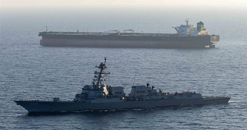 যুক্তরাষ্ট্রের বিরুদ্ধে ‘সমুদ্রে দস্যুতার’ অভিযোগ ইরানের, বৈশ্বিক বাণিজ্যে অস্থিরতার আশঙ্কা