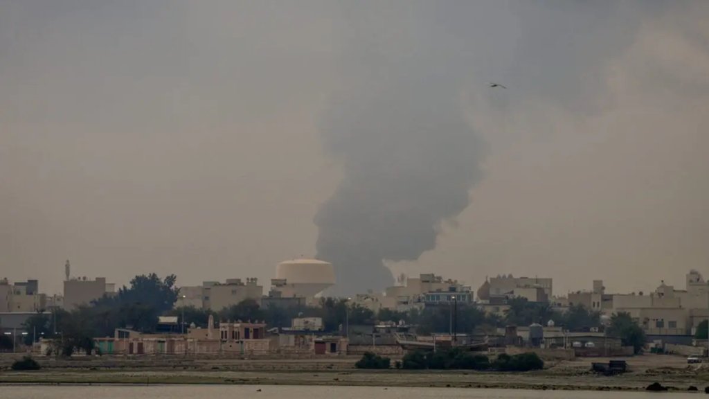 ইরানি ড্রোন হামলায় বাহরাইনে অ্যামাজনের ক্লাউড সেবা বিঘ্নিত