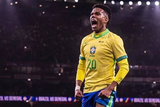 হ্যামস্ট্রিং ইনজুরিতে এস্তেভাওয়ের মৌসুম শেষ, শঙ্কায় বিশ্বকাপ যাত্রা