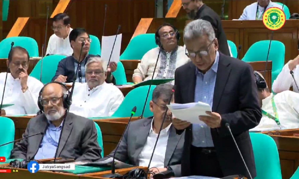 অর্থনীতিকে অন্তর্ভুক্তিমূলক ও টেকসই প্রবৃদ্ধির পথে এগিয়ে নেওয়ার ঘোষণা অর্থমন্ত্রীর