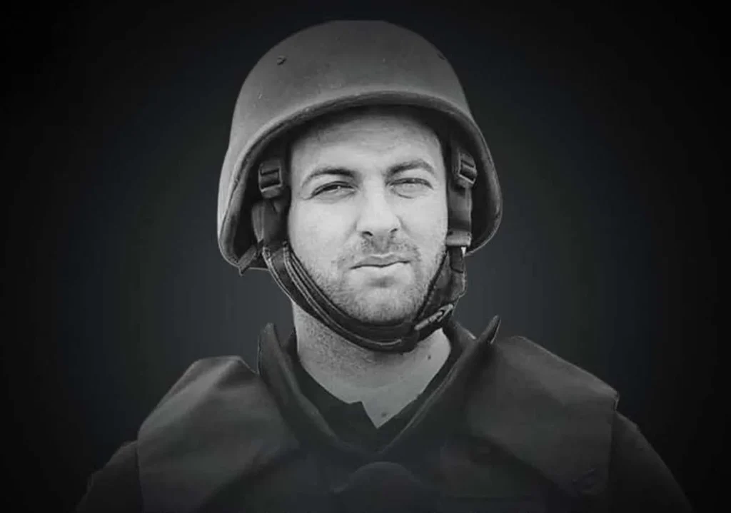 ফিলিস্তিনের গাজা উপত্যকায় ড্রোন হামলায় সাংবাদিক নিহত