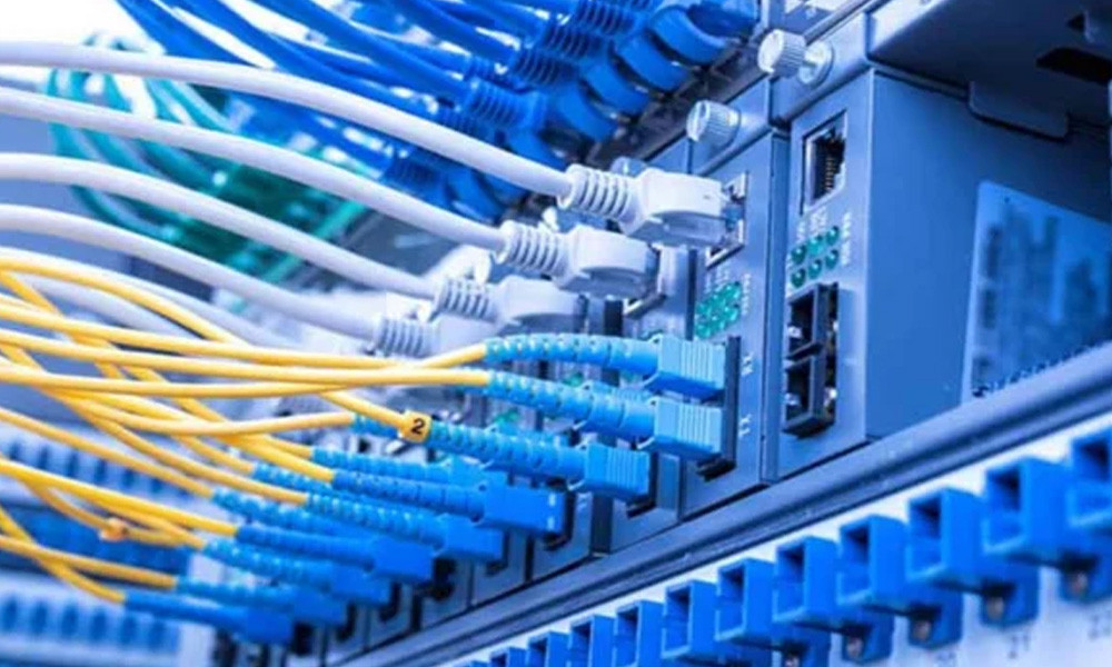 দেশের ইন্টারনেট সার্ভিসে সাময়িক ধীরগতি আশঙ্কা